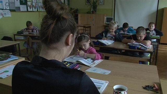 Kovačička osnovna škola obeležila Dan prosvetnih radnika