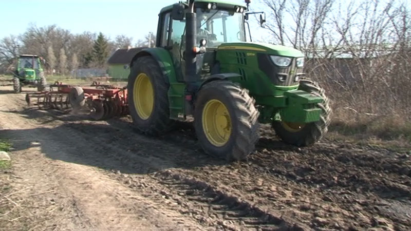 Produžen rok za subvencije za kupovinu ramova za traktore