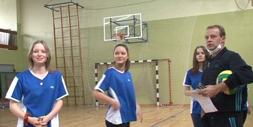 Obecný volejbalový turnaj základoškolákov vyhrali Kovačičania