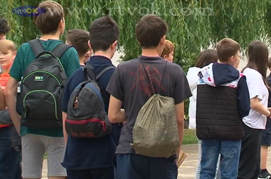 Učenici iz Mađarske posetili svoje vršnjake u Debeljači