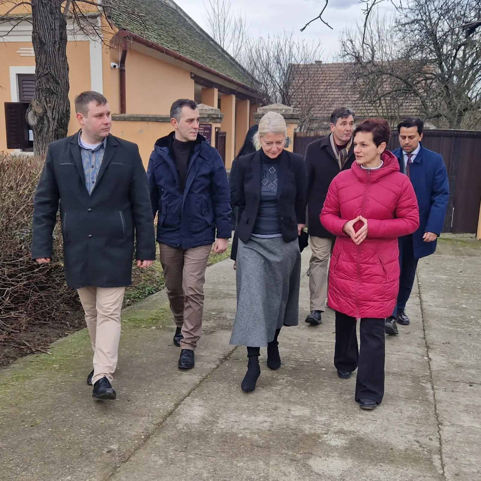 Ministarka Begović u poseti rodnom mestu Mihajla Pupina